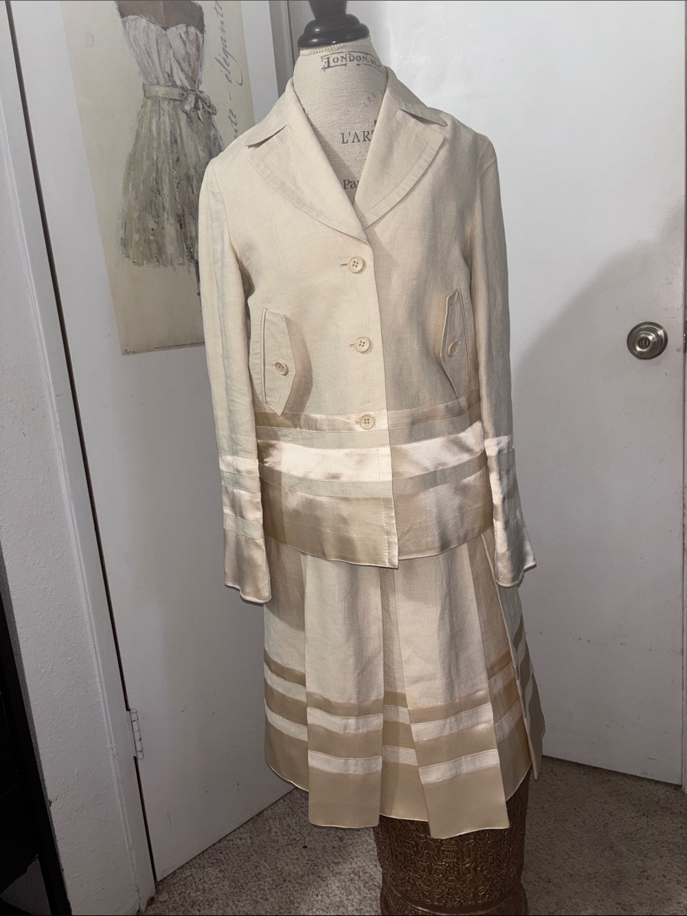 Escada Sport Linen/Satin 2 piece Jacket+Skirt Size 36